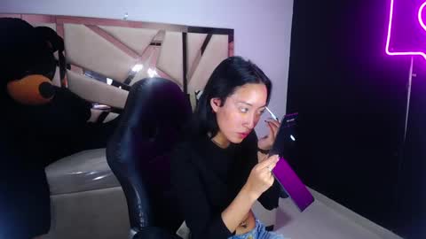 Victoria  online show from 03-03-25, 04:46