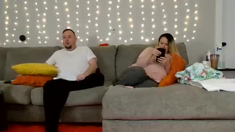 Victoria and Jesse online show from 01-13-25, 01:06