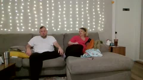 Victoria and Jesse online show from 09-27-25, 08:14