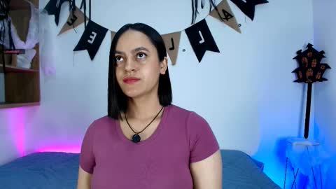 Snapshot of victoriablack_ chatting on 10-12-25, 11:09 Victoria online show from 10-12-25, 11:09