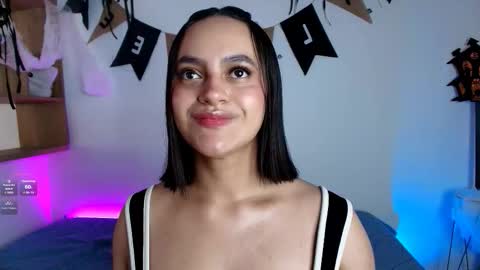 Snapshot of victoriablack_ chatting on 10-14-25, 06:42 Victoria online show from 10-14-25, 06:42