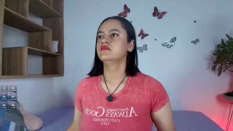 Snapshot of victoriablack_ chatting on 11-15-25, 11:29 Victoria online show from 11-15-25, 11:29