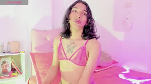 Victoria online show from 12-03-25, 04:38