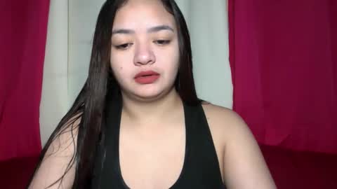 Snapshot of victoriaharper2 chatting on 12-18-25, 07:31 Victoria Harper online show from 12-18-25, 07:31