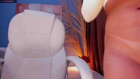 Victoria online show from 12-28-24, 03:04