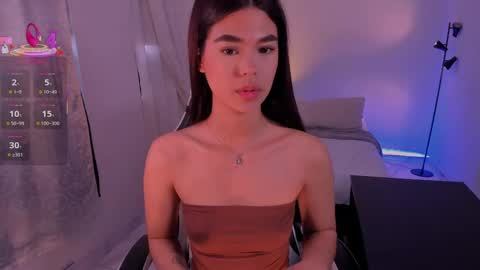 Victoria Levy online show from 09-26-25, 03:05