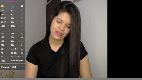 Snapshot of victorialg chatting on 11-07-25, 01:44 victorialg online show from 11-07-25, 01:44