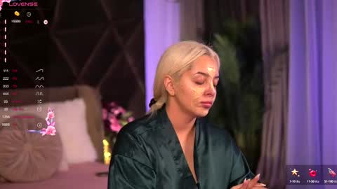 Snapshot of victoriamorrone chatting on 02-20-25, 05:01 Diddy online show from 02-20-25, 05:01