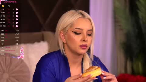 Snapshot of victoriamorrone chatting on 02-20-25, 09:11 Diddy online show from 02-20-25, 09:11