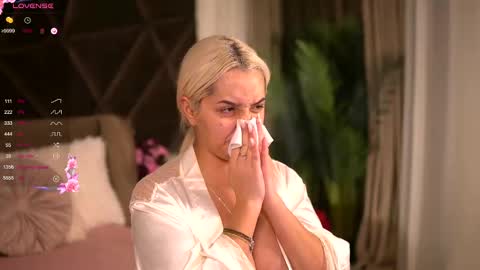 Snapshot of victoriamorrone chatting on 02-21-25, 01:55 Diddy online show from 02-21-25, 01:55