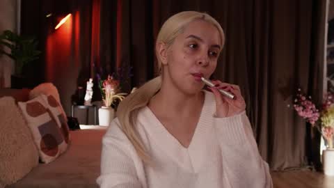 Snapshot of victoriamorrone chatting on 11-15-25, 09:54 Diddy online show from 11-15-25, 09:54