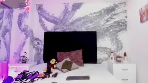 victoriasanz_ online show from 12-02-25, 06:08