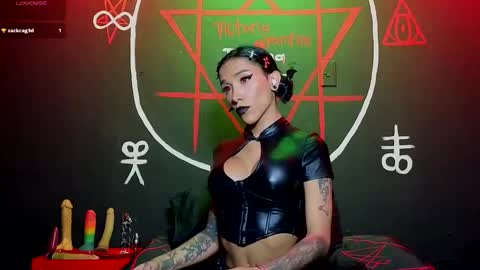 Victoria Vampire online show from 09-19-25, 03:30