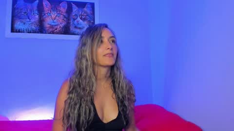 victoriia_rose_ online show from 11-26-25, 03:51