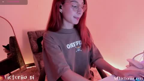   Annie  vic  online show from 01-31-25, 08:33