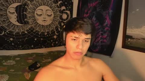 Victorino Jhonson online show from 01-12-25, 02:56