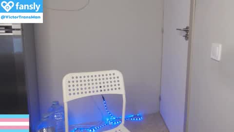 Snapshot of victortransman chatting on 11-19-25, 10:48 Victor online show from 11-19-25, 10:48