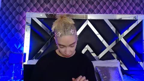 victtoria lee online show from 02-16-26, 07:10