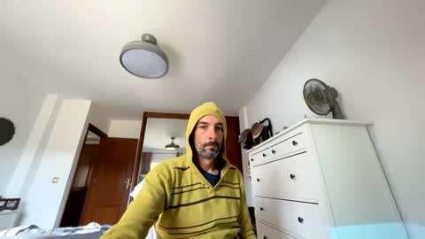 Snapshot of vidalter chatting on 12-15-24, 10:07 Vidalter online show from 12-15-24, 10:07