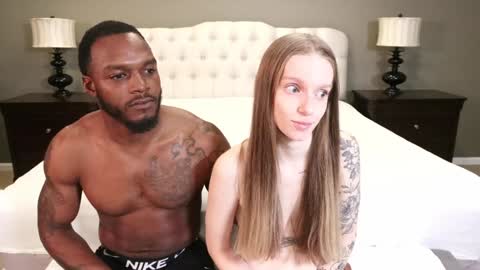 Snapshot of videoxxx chatting on 12-05-24, 01:25 VIDEOXXX online show from 12-05-24, 01:25