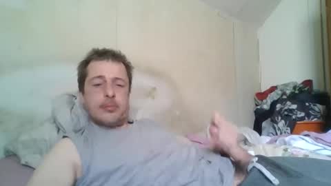 vids1977 online show from 02-26-25, 06:21