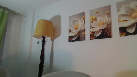 VIOLET  online show from 02-12-26, 11:49