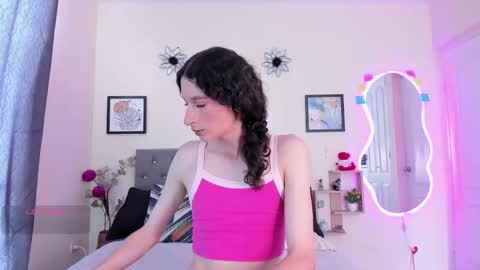 Snapshot of viioleta_cam chatting on 11-02-25, 02:41 Violet online show from 11-02-25, 02:41