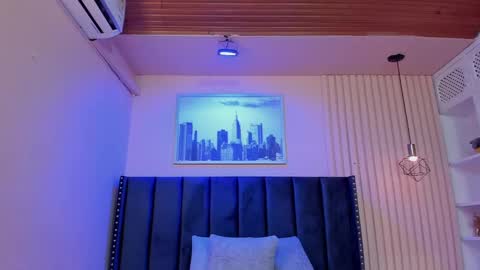 Viiolett online show from 09-13-25, 07:57