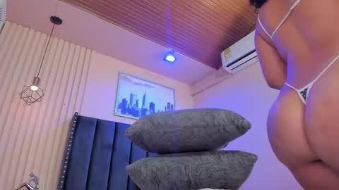 Viiolett online show from 01-15-26, 08:34