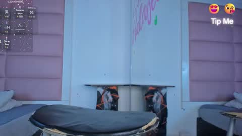 Violetta  online show from 11-12-25, 01:11