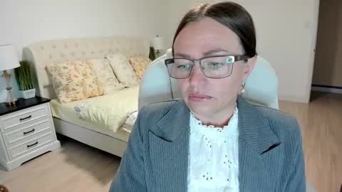 Ukrainian-woman online show from 09-24-25, 11:24