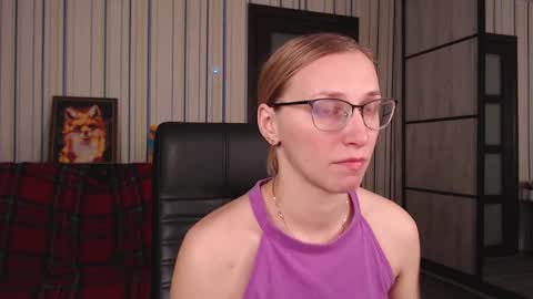 Vika online show from 12-21-25, 11:23