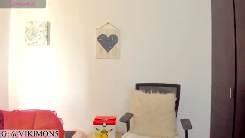 Viki Mom  online show from 09-16-25, 05:03
