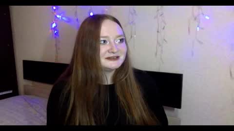 Snapshot of vikippink chatting on 10-15-25, 10:37 vikippink online show from 10-15-25, 10:37