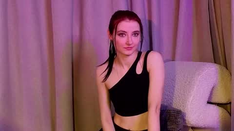 Snapshot of vikiwild chatting on 03-05-26, 09:33 Daria online show from 03-05-26, 09:33