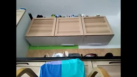 Snapshot of viktor26a chatting on 10-11-25, 02:04 Victor online show from 10-11-25, 02:04