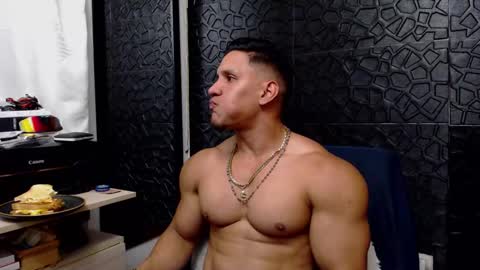 Viktor Herrera online show from 02-26-25, 02:48