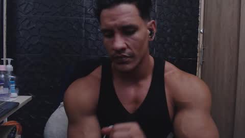 Viktor Herrera online show from 11-27-25, 02:57