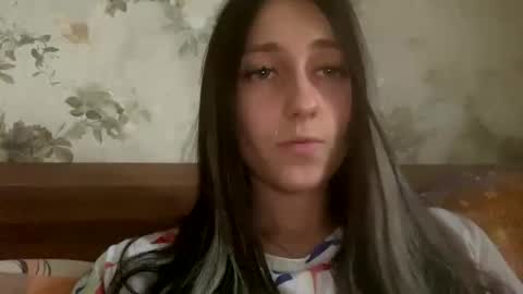 Snapshot of viktoria9898 chatting on 09-25-25, 11:58 Sweett online show from 09-25-25, 11:58