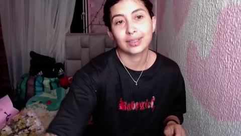 Snapshot of viktoria_heart chatting on 11-28-25, 03:09 viktoria_heart online show from 11-28-25, 03:09