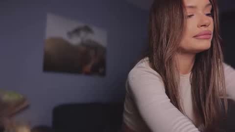 Snapshot of viktoria_www chatting on 12-05-25, 05:42 Viktoria www online show from 12-05-25, 05:42