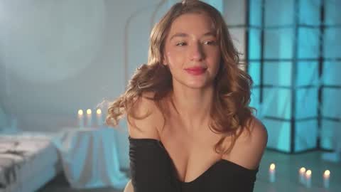 Lana online show from 10-31-25, 11:00