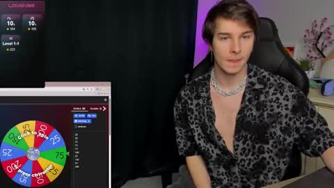 Snapshot of vincent__strong chatting on 11-03-25, 09:21 Vincent Strong online show from 11-03-25, 09:21