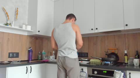 Vincent.  uncut 18cm online show from 01-08-25, 09:00