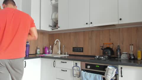 Vincent.  uncut 18cm online show from 02-03-25, 08:35