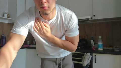 Vincent.  uncut 18cm online show from 02-13-25, 08:17