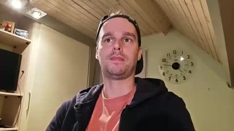 Snapshot of vincentbb1 chatting on 11-27-25, 03:47 Vincent online show from 11-27-25, 03:47