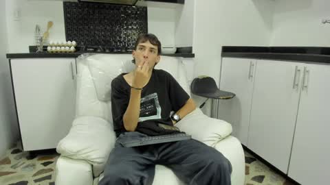 Vincent online show from 12-08-24, 12:07