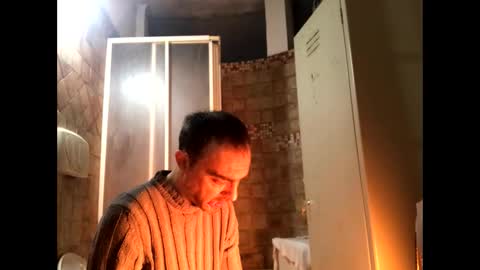 Snapshot of vinmin90 chatting on 01-02-25, 04:35 Zenith online show from 01-02-25, 04:35