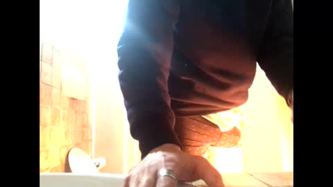 Snapshot of vinmin90 chatting on 01-07-25, 12:03 Zenith online show from 01-07-25, 12:03